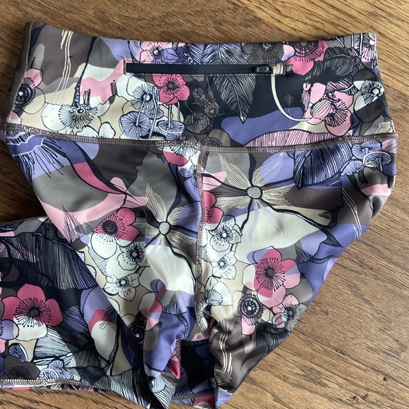 Nike Leggings - Picture 4 of 5